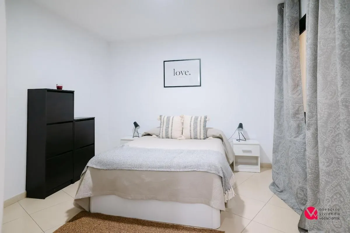 Апартаменты Apartamento Media Noche Икод-де-лос-Винос